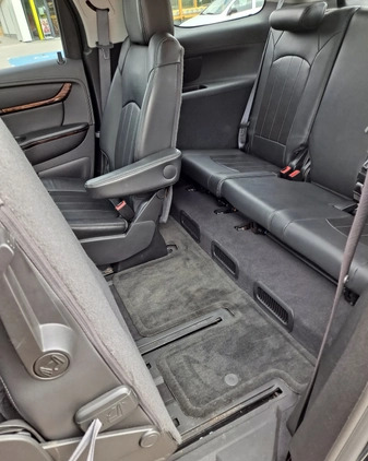 GMC Acadia cena 50000 przebieg: 107200, rok produkcji 2013 z Gdańsk małe 529